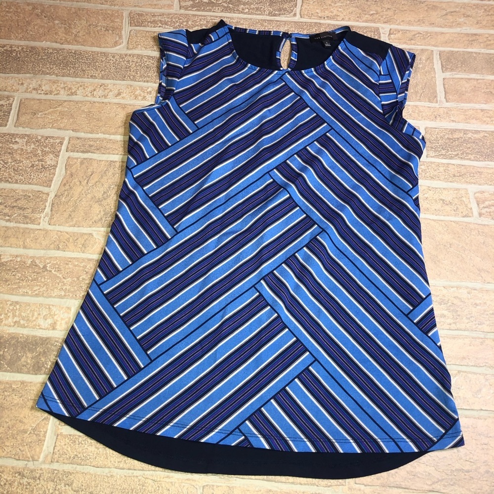The limited small striped cap sleeve top